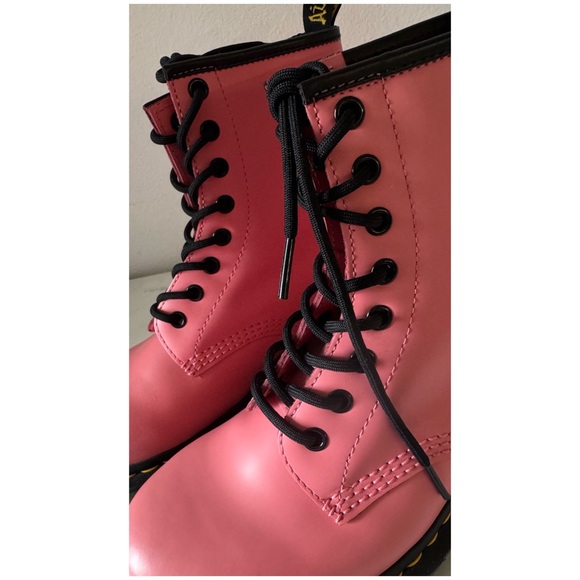 Dr. Martens Smooth Leather Lace Up Boots - Picture 7 of 12